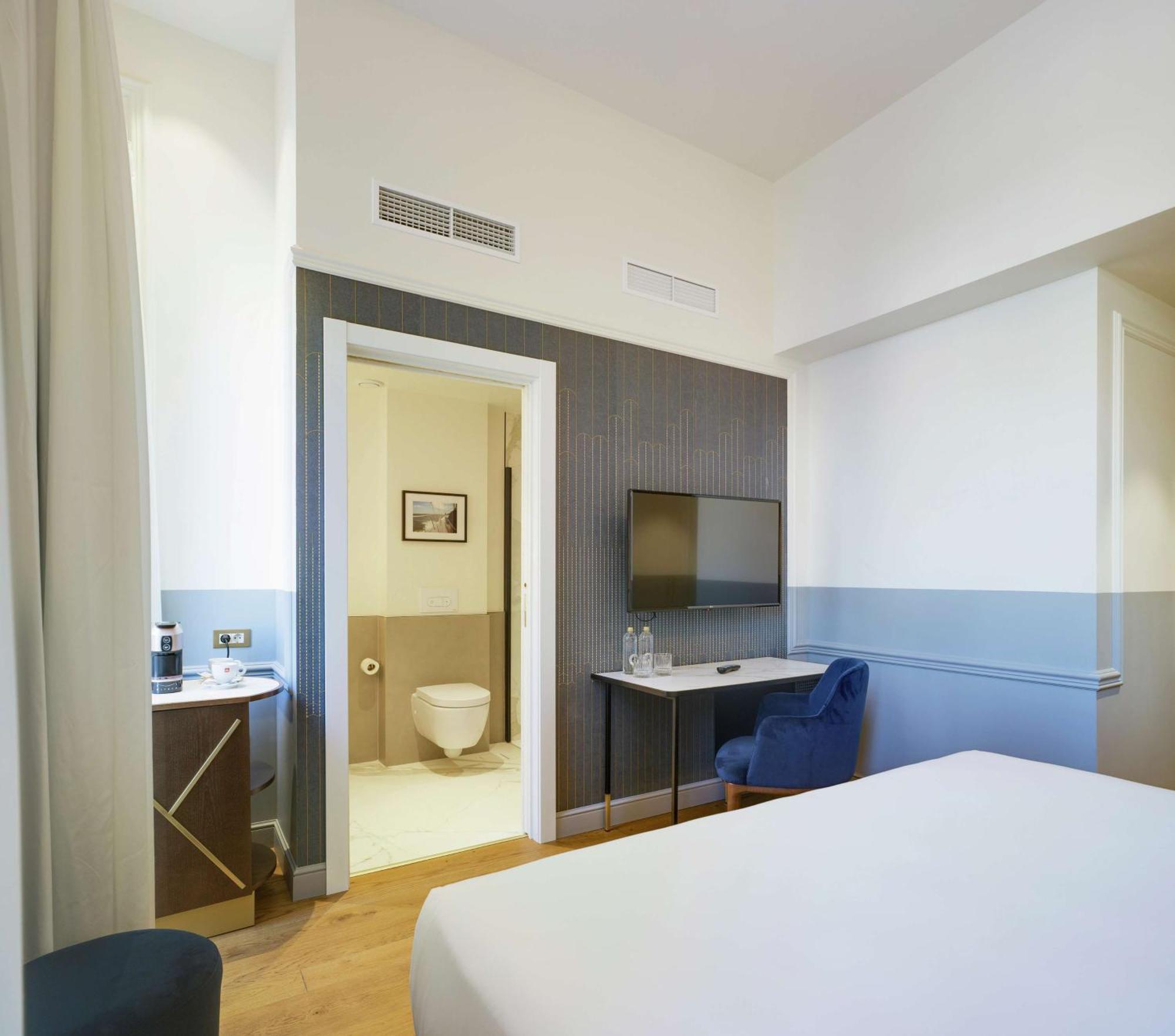 Carmen Room,1552457830:JPEG